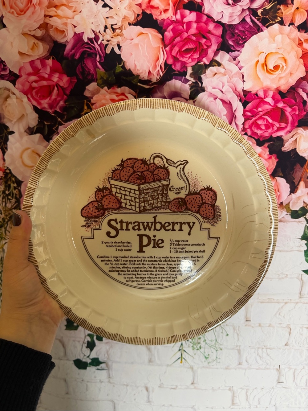 Royal China Co Strawberry Pie baking pie dish